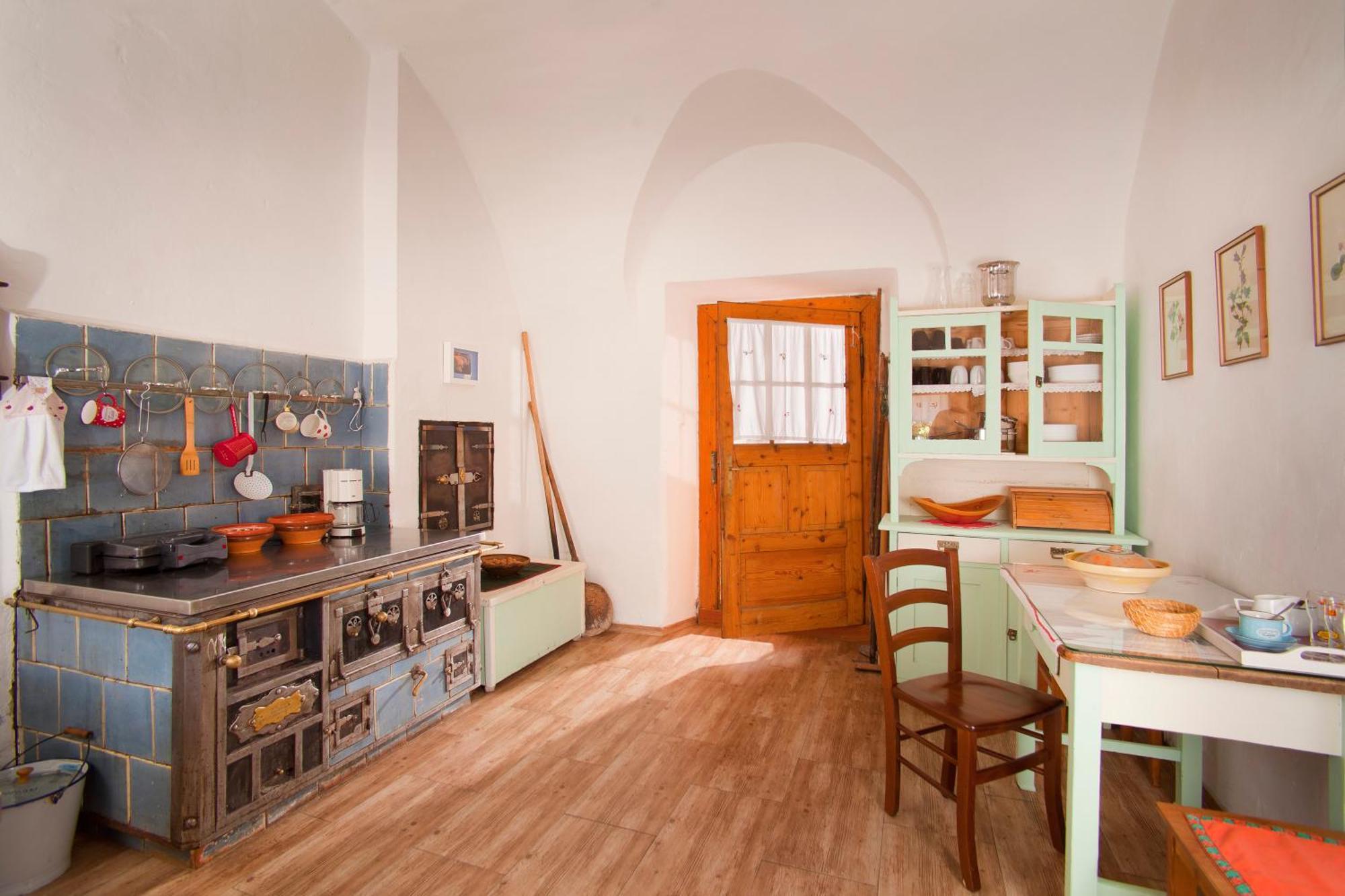 Juvanova Hisa - Apartments And Rooms Luce Luaran gambar