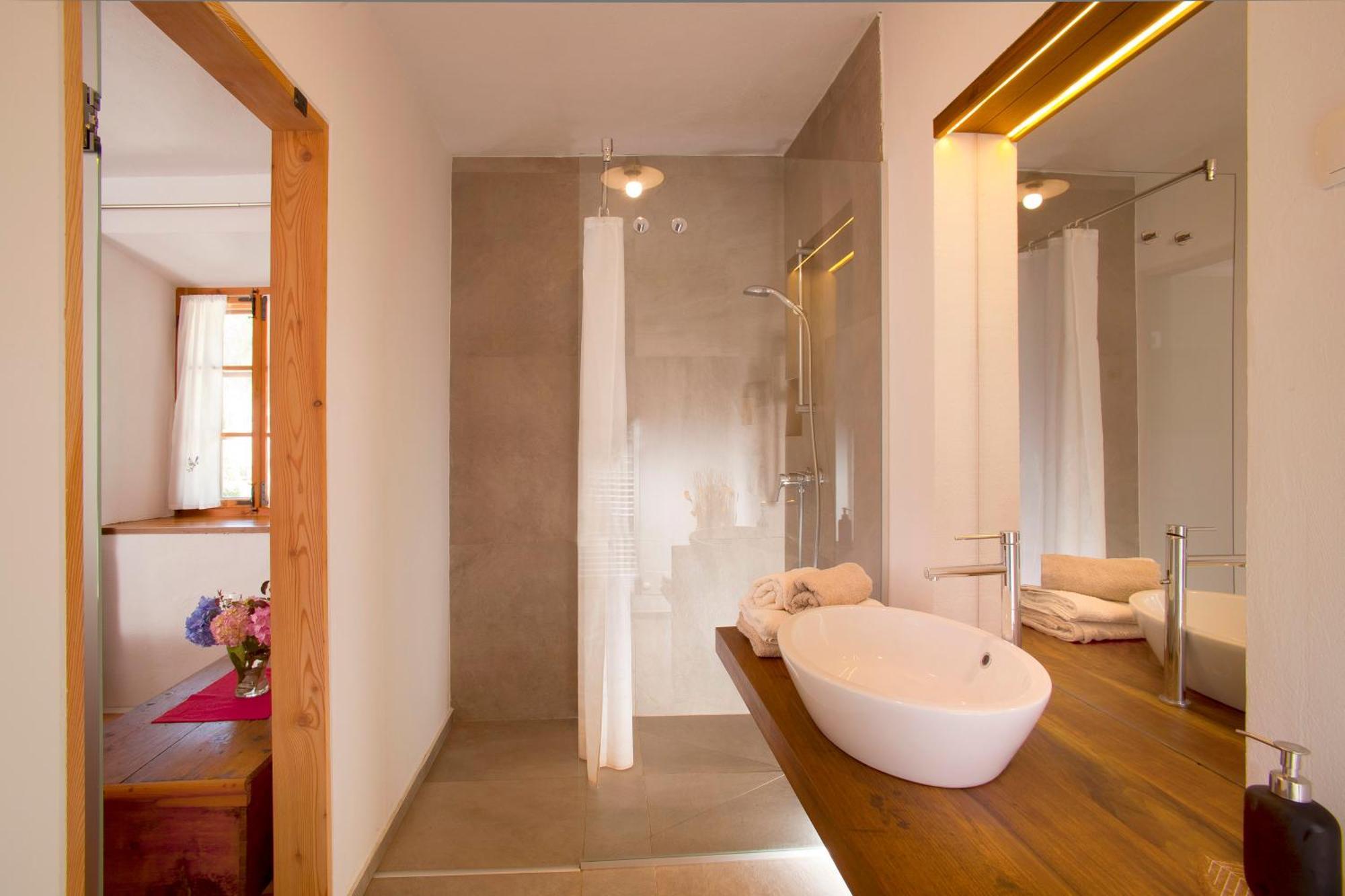Juvanova Hisa - Apartments And Rooms Luce Luaran gambar