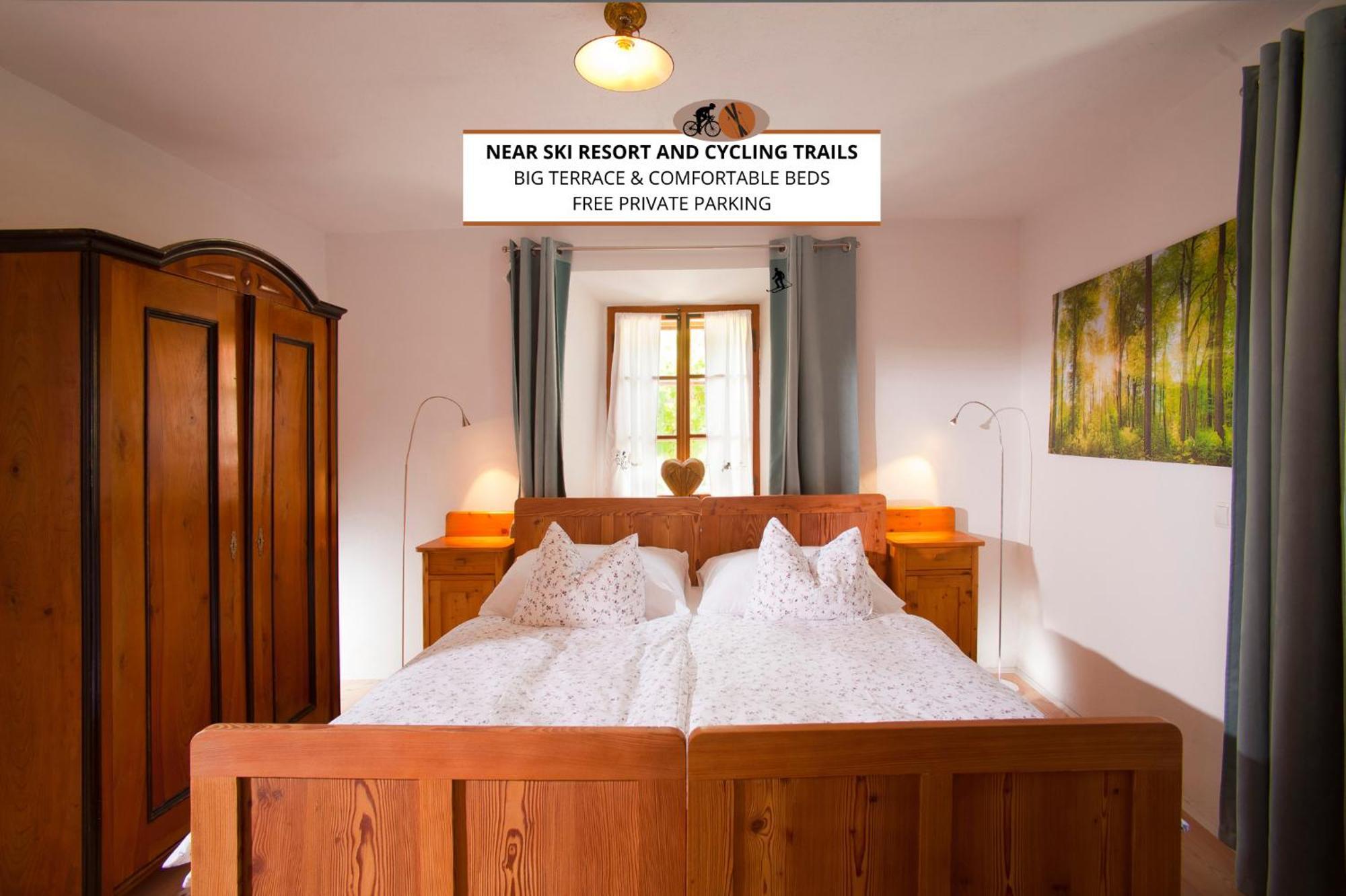 Juvanova Hisa - Apartments And Rooms Luce Luaran gambar